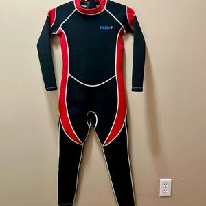 Hisea Scuba Donkey Youth Size 12 Wetsuit